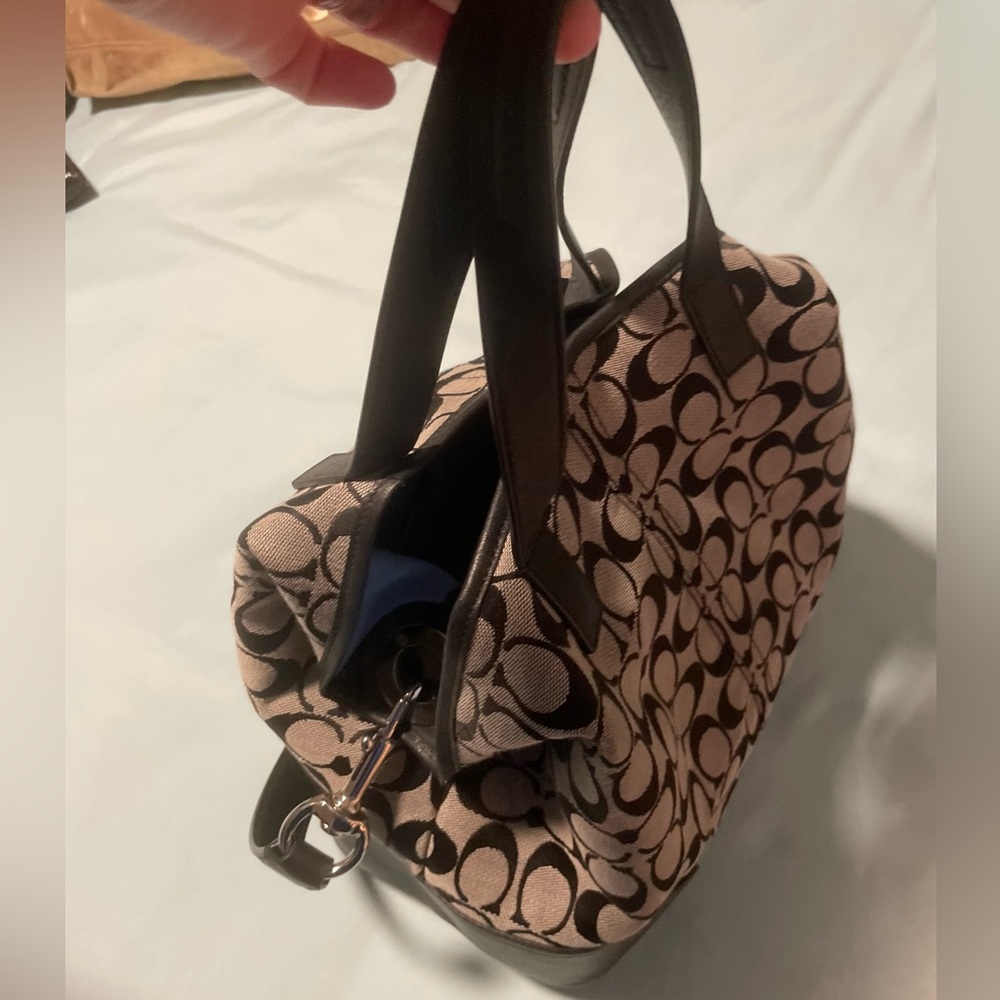 Spacious Signature C Coach Slouch